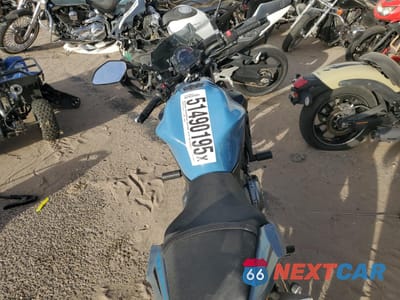 Zdjęcie 6 z 10 samochodu: 2019 KAWASAKI ER650 H VIN:JKAEREH12KDA37808 - miniatura