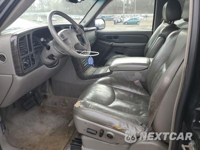 Zdjęcie 7 z 13 samochodu: 2004 GMC YUKON XL DENALI VIN:1GKFK66U14J286219 - miniatura