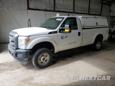 2014 FORD F250 SUPER DUTY 1FTBF2B65EEA87697 - główne zdjęcie licytacji z USA - miniatura