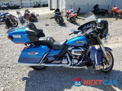 2017 HARLEY-DAVIDSON FLHTK ULTRA LIMITED 1HD1KED13HB657131 - główne zdjęcie licytacji z USA - miniatura