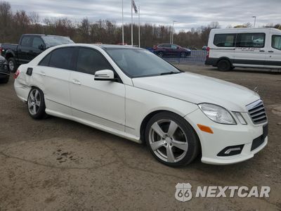 Czwarte zdjęcie samochodu z boku: 2011 MERCEDES-BENZ E 350 4MATIC VIN:WDDHF8HB2BA348908 - miniatura