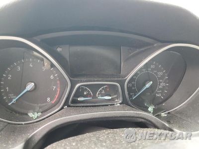 Zdjęcie 9 z 12 samochodu: 2016 FORD FOCUS TITANIUM VIN:1FADP3N26GL298237 - miniatura