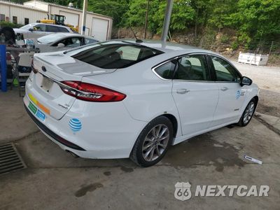 Trzecie zdjęcie samochodu z tyłu: 2017 FORD FUSION SE HYBRID VIN:3FA6P0LU6HR409481 - miniatura