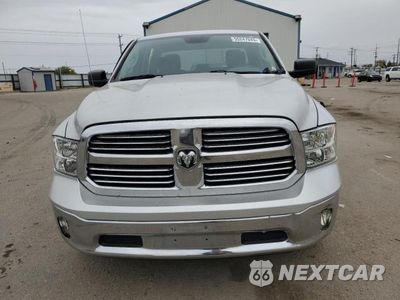 Piąte zdjęcie samochodu w środku: 2019 RAM 1500 CLASSIC TRADESMAN VIN:1C6RR7FT1KS527891 - miniatura