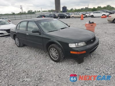 Czwarte zdjęcie samochodu z boku: 1996 NISSAN MAXIMA GLE VIN:JN1CA21D9TT185646 - miniatura