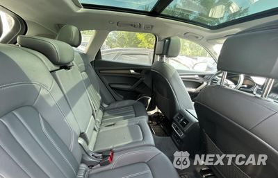 Zdjęcie 6 z 10 samochodu: 2021 AUDI Q5 PREMIUM PLUS VIN:WA1BAAFY2M2128107 - miniatura