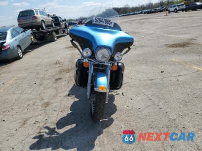 Drugie zdjęcie samochodu z przodu: 2011 HARLEY-DAVIDSON FLHTK VIN:1HD1KEM16BB622574 - miniatura