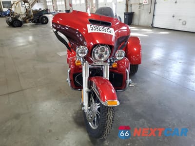 Drugie zdjęcie samochodu z przodu: 2018 HARLEY-DAVIDSON FLHTCUTG TRI GLIDE ULTRA VIN:1HD1MAD18JB860010 - miniatura
