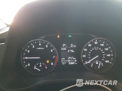 Zdjęcie 9 z 13 samochodu: 2017 HYUNDAI ELANTRA SE VIN:KMHD74LF4HU400809 - miniatura