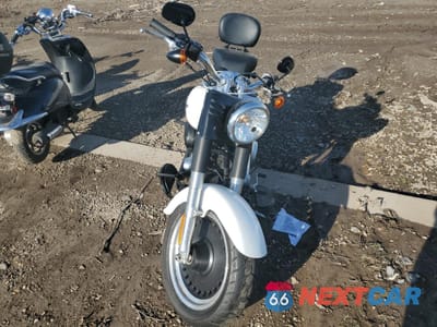 Drugie zdjęcie samochodu z przodu: 2011 HARLEY-DAVIDSON FLSTFB VIN:1HD1JN51XBB038115 - miniatura