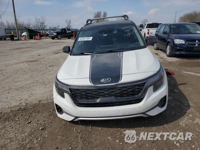 Piąte zdjęcie samochodu w środku: 2021 KIA SELTOS S VIN:KNDEUCA24M7092156 - miniatura