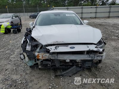 Piąte zdjęcie samochodu w środku: 2017 FORD FUSION SE HYBRID VIN:3FA6P0LU6HR409612 - miniatura