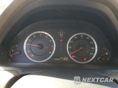 Zdjęcie 9 z 12 samochodu: 2010 HONDA ACCORD LXP VIN:1HGCP2F42AA158058 - miniatura