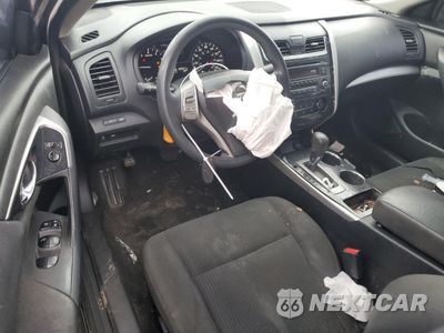 Zdjęcie 8 z 12 samochodu: 2014 NISSAN ALTIMA 2.5 VIN:1N4AL3AP9EC429240 - miniatura