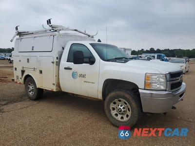 Czwarte zdjęcie samochodu z boku: 2012 CHEVROLET SILVERADO K3500 VIN:1GB3KZCG5CF203993 - miniatura