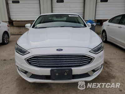 Piąte zdjęcie samochodu w środku: 2017 FORD FUSION SE HYBRID VIN:3FA6P0LUXHR359636 - miniatura