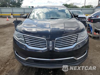 Piąte zdjęcie samochodu w środku: 2017 LINCOLN MKX SELECT VIN:2LMPJ6KP4HBL39279 - miniatura