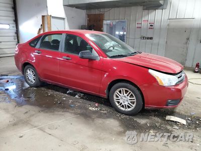 Czwarte zdjęcie samochodu z boku: 2010 FORD FOCUS SE VIN:1FAHP3FN0AW155882 - miniatura