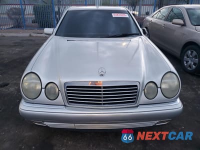 Piąte zdjęcie samochodu w środku: 1998 MERCEDES-BENZ E 320 VIN:WDBJF65F4WA571172 - miniatura