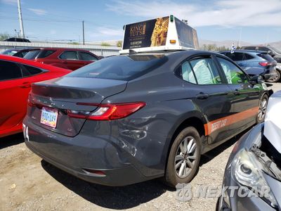Trzecie zdjęcie samochodu z tyłu: 2025 TOYOTA CAMRY XSE VIN:4T1DAACK5SU523538 - miniatura