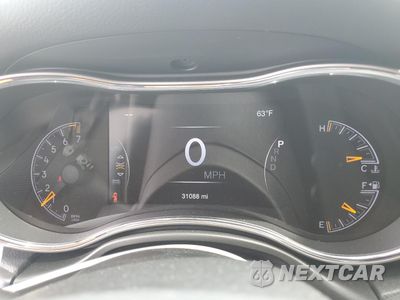 Zdjęcie 9 z 16 samochodu: 2022 JEEP GRAND CHEROKEE LAREDO E VIN:1C4RJEAG6NC154103 - miniatura