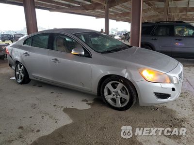 Czwarte zdjęcie samochodu z boku: 2012 VOLVO S60 T5 VIN:YV1622FS5C2045785 - miniatura
