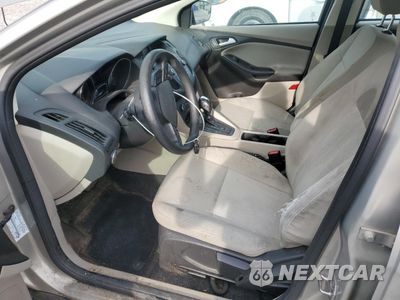 Zdjęcie 7 z 14 samochodu: 2016 FORD FOCUS SE VIN:1FADP3F26GL385585 - miniatura