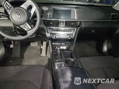 Zdjęcie 8 z 12 samochodu: 2019 KIA OPTIMA LX VIN:5XXGT4L37KG275160 - miniatura