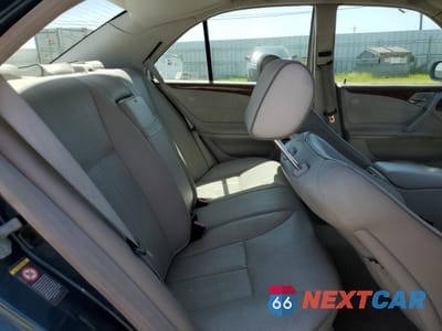 Zdjęcie 10 z 14 samochodu: 2000 MERCEDES-BENZ E 320 VIN:WDBJF65J1YB151080 - miniatura