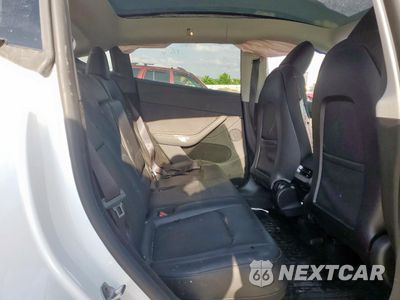 Zdjęcie 10 z 13 samochodu: 2024 TESLA MODEL Y VIN:7SAYGDEE7RA274787 - miniatura