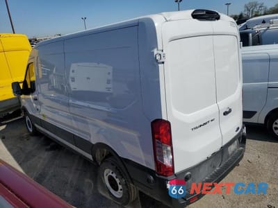Trzecie zdjęcie samochodu z tyłu: 2024 FORD TRANSIT T-150 VIN:1FTYE1C84RKA86491 - miniatura