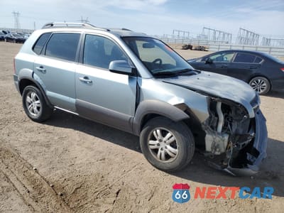 Czwarte zdjęcie samochodu z boku: 2006 HYUNDAI TUCSON GLS VIN:KM8JN12D66U460840 - miniatura