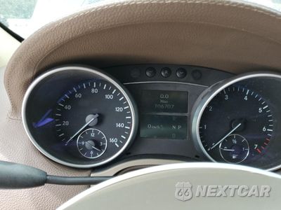 Zdjęcie 9 z 13 samochodu: 2009 MERCEDES-BENZ GL 450 4MATIC VIN:4JGBF71E99A456625 - miniatura
