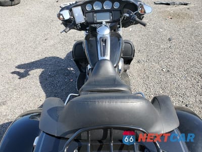 Zdjęcie 6 z 9 samochodu: 2015 HARLEY-DAVIDSON FLHTCUTG TRI GLIDE ULTRA VIN:1HD1MAL18FB859173 - miniatura