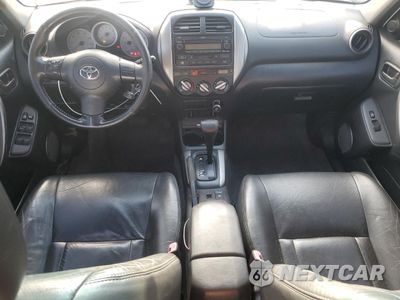 Zdjęcie 8 z 12 samochodu: 2005 TOYOTA RAV4 VIN:JTEHD20V350046486 - miniatura