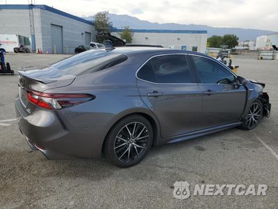 Trzecie zdjęcie samochodu z tyłu: 2021 TOYOTA CAMRY SE VIN:4T1G31AK0MU564785 - miniatura