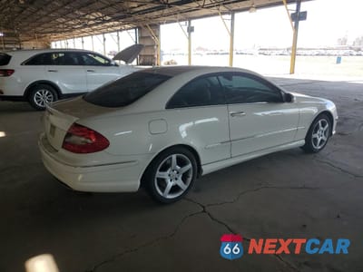Trzecie zdjęcie samochodu z tyłu: 2007 MERCEDES-BENZ CLK 550 VIN:WDBTJ72H87F210499 - miniatura