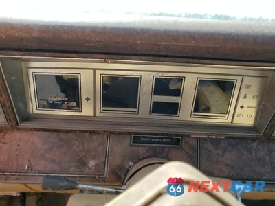 Zdjęcie 9 z 12 samochodu: 1986 CHRYSLER LEBARON VIN:1C3BC55E6GG215373 - miniatura