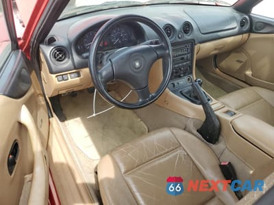 Zdjęcie 8 z 14 samochodu: 2000 MAZDA MX-5 MIATA BASE VIN:JM1NB3539Y0153279 - miniatura