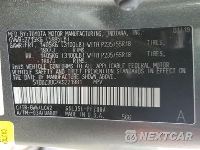 Zdjęcie 13 z 15 samochodu: 2019 TOYOTA SIENNA XLE VIN:5TDDZ3DC7KS221981 - miniatura