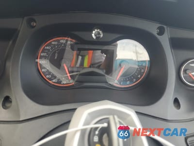 Zdjęcie 7 z 9 samochodu: 2012 CAN-AM SPYDER ROADSTER RT-LTD VIN:2BXJBRC13CV000583 - miniatura