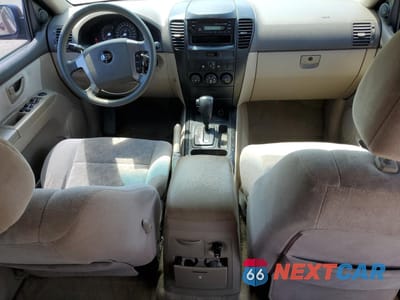 Zdjęcie 8 z 15 samochodu: 2004 KIA SORENTO EX VIN:KNDJD733145215693 - miniatura