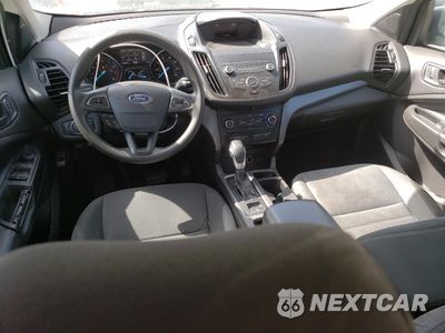 Zdjęcie 8 z 13 samochodu: 2019 FORD ESCAPE S VIN:1FMCU0F76KUA63696 - miniatura