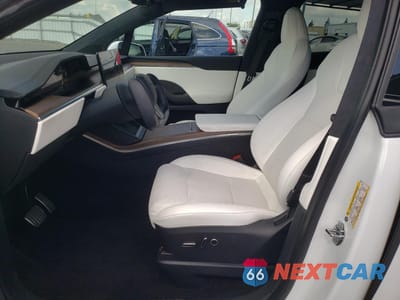 Zdjęcie 7 z 14 samochodu: 2023 TESLA MODEL X VIN:7SAXCBE55PF382241 - miniatura