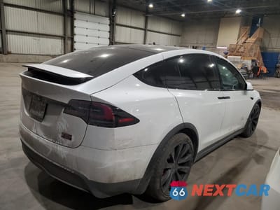 Trzecie zdjęcie samochodu z tyłu: 2024 TESLA MODEL X VIN:7SAXCBE62RF457019 - miniatura