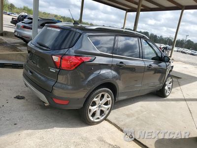 Trzecie zdjęcie samochodu z tyłu: 2019 FORD ESCAPE TITANIUM VIN:1FMCU0J9XKUB74504 - miniatura