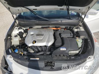 Zdjęcie 11 z 12 samochodu: 2012 HYUNDAI SONATA HYBRID VIN:KMHEC4A4XCA059282 - miniatura