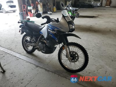 Czwarte zdjęcie samochodu z boku: 2008 KAWASAKI KL650 E VIN:JKAKLEE158DA10247 - miniatura