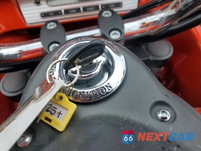 Zdjęcie 8 z 9 samochodu: 2014 KAWASAKI VN1700 K VIN:JKBVNRK18EA004144 - miniatura