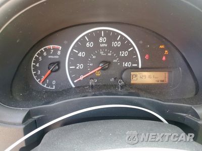Zdjęcie 9 z 13 samochodu: 2018 NISSAN VERSA S VIN:3N1CN7AP6JL817838 - miniatura